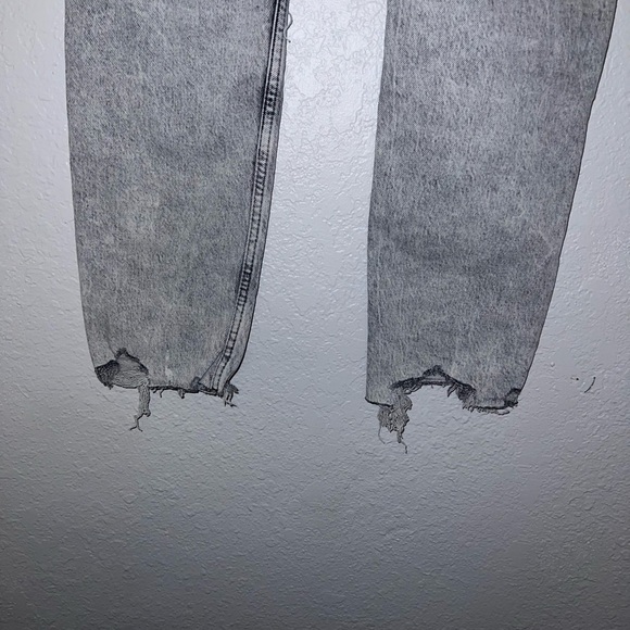 H&M Denim Co Distressed High Rise Skinny Jeans - Picture 6 of 8